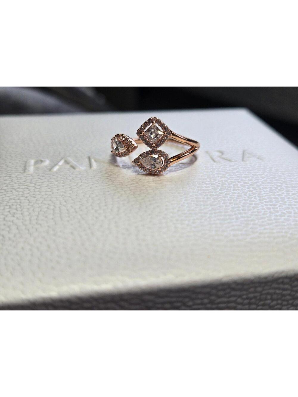Pandora  s925 ale cubic zirconia ring